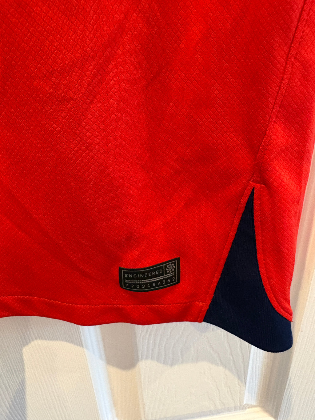 England Away Shirt 2022 – Mount 19 – Nike – Size M – FIFA World Cup Qatar