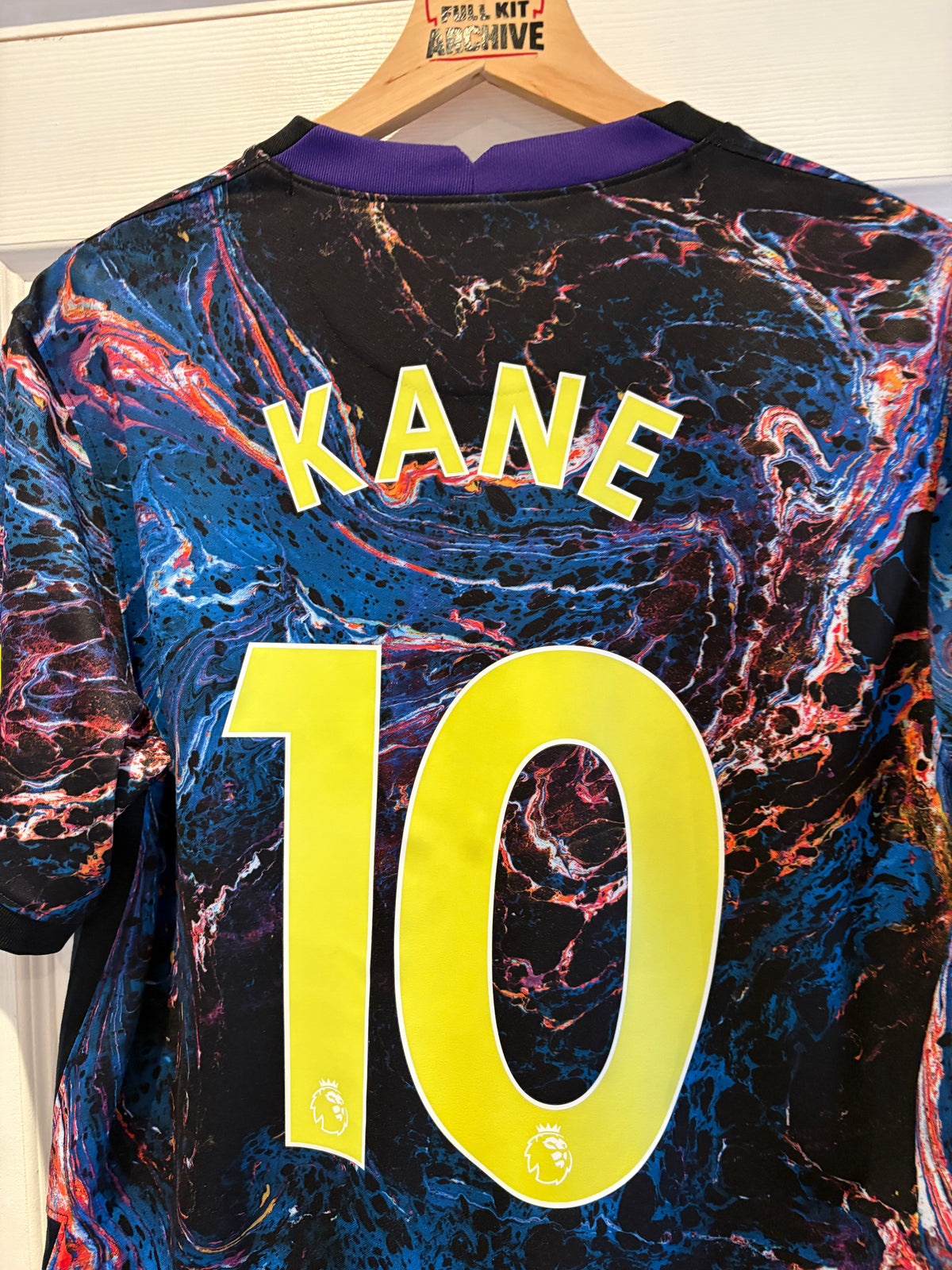 Tottenham Hotspur 2021/22 Away Shirt Kane 10 Nike Size M Premier League Patch