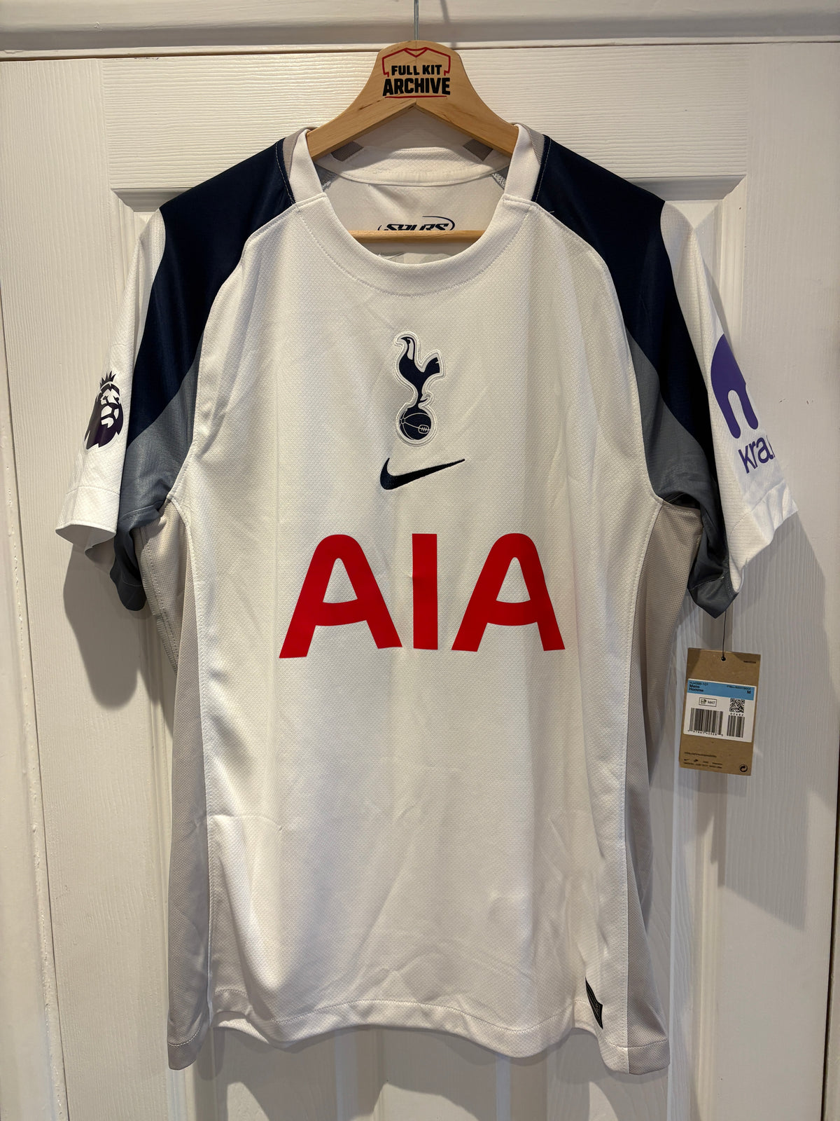 Tottenham Hotspur 2024/25 Home Shirt Van de Ven #37 Size M