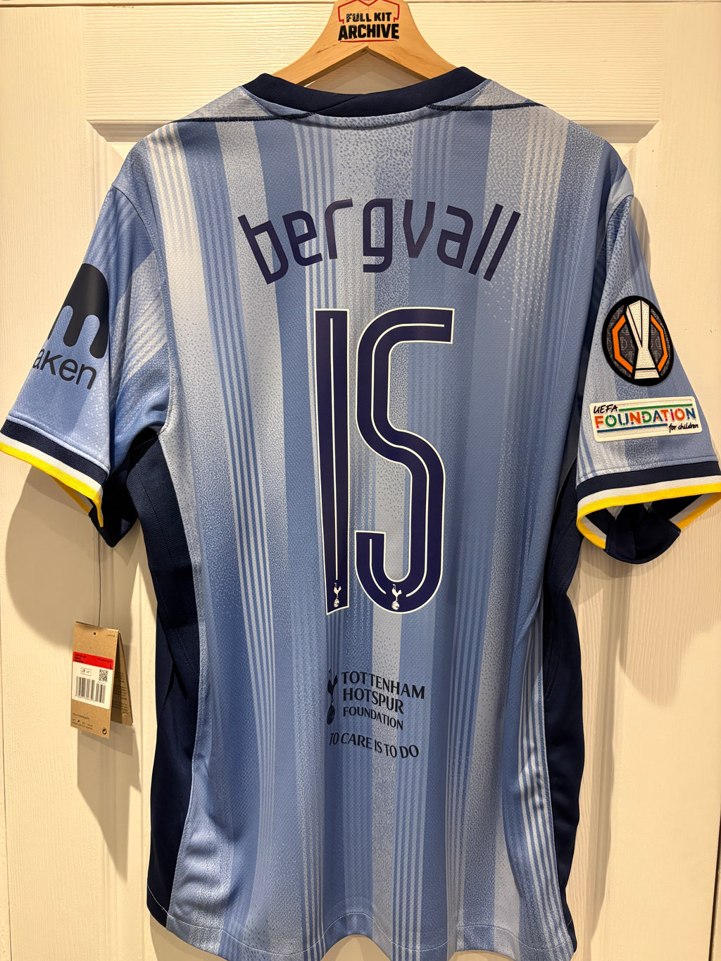 Tottenham 2024/25 Away Shirt Bergvall 15 Europa League Large Nike
