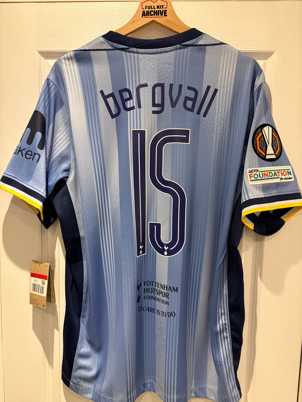 Tottenham 2024/25 Away Shirt Bergvall 15 Europa League Large Nike